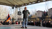 «Շուտով պարզ կլինի՝ նախագահը կատարում է կառավարության շենքից եկած հրահանգները, թե տեր է Սահմանադրությանը»