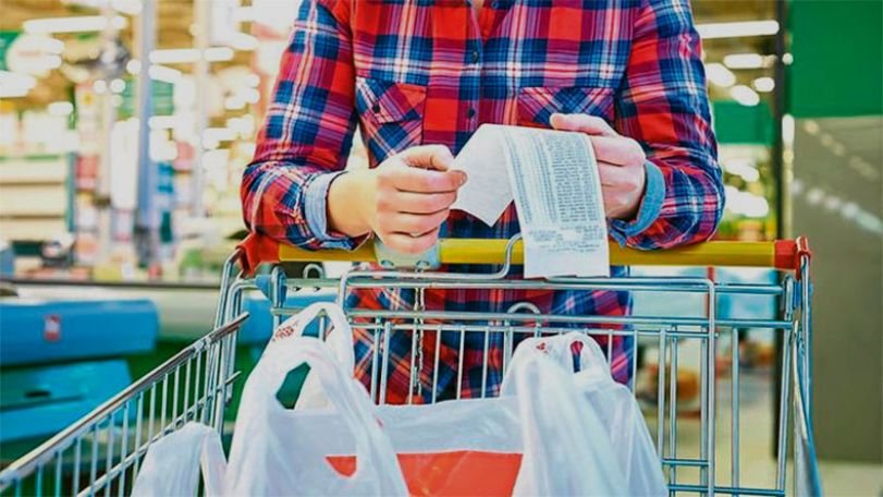 Статкомитет: За год яйца подорожали на 52,5%, сахар - на 40,6%.