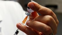 ЕК: Вакцинация от COVID-19 не станет обязательным условием поездок в ЕС
