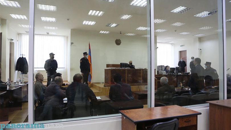 Заседание суда по делу второго президента Армении Р. Кочаряна и других началось с перерыва