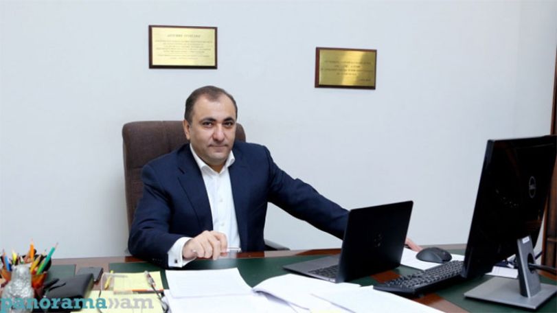 Վանո Սիրադեղյանը կենդանի դասական էր, իսկ Նիկոլ Փաշինյանը դասական կենդանի է.  Արա Սաղաթելյան