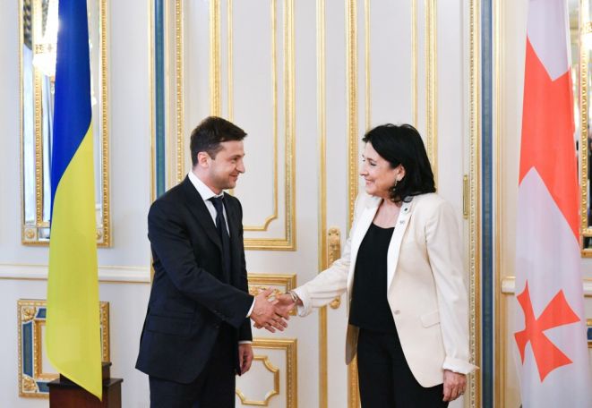 Президент Грузии: «Выражаю солидарность украинским друзьям»