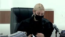 Судебное заседание отложено до 4 мая