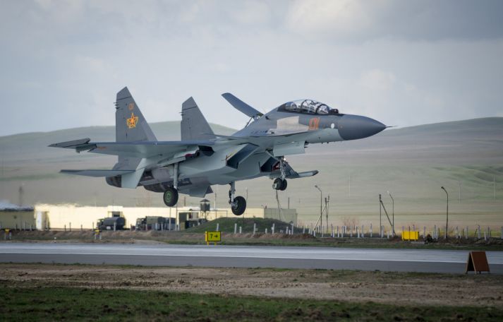 В Казахстане разбился истребитель Су-30СМ