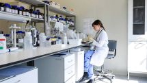 Российскую вакцину «Спутник Лайт» могут зарегистрировать в мае