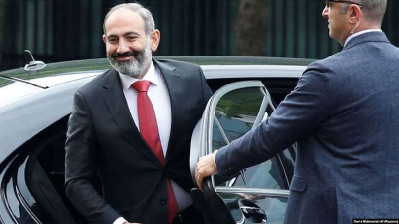 Փաշինյանի կողմից ծառայողական ավտոմեքենայի օգտագործումը որպես վարչական ռեսուրսի օգտագործում կդիտվի․ Ռոբերտ Հայրապետյան