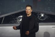 Elon Musk has lost over $20 billion since hosting ‘Saturday Night Live’