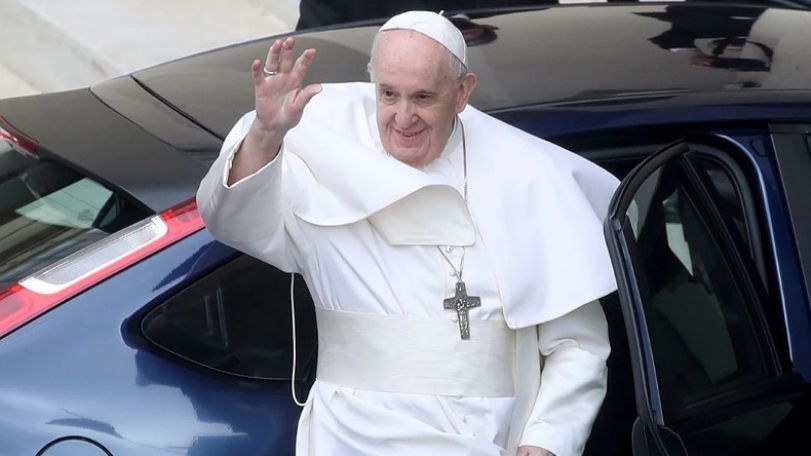 Pope Francis to get first electric popemobile from U.S. firm