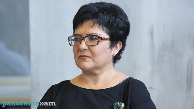 Ն․ Ադոնցը առաջնահերթության մասին
