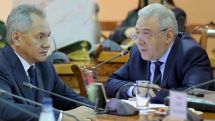 Armenian acting Defense Minister meets with his Russian counterpart in Moscow