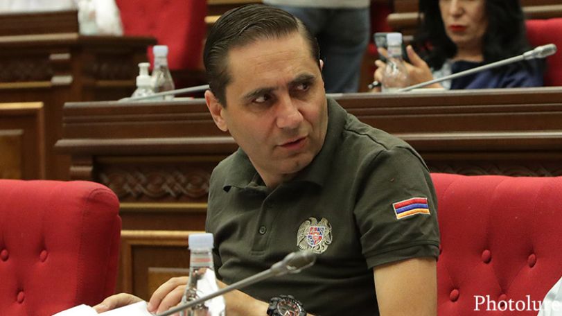 Ադրբեջանում հայ գերիներին դատելուն արձագանք պետք է լինի, այլապես կստացվի, որ մենք համաձայնվում ենք. Արման Աբովյան