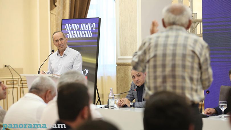 Քաղաքական ենթատեքստով մարտական սպային աշխատանքից ազատելը հանցագործություն է․ Ռոբերտ Քոչարյան