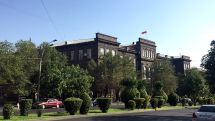 Պատկերացնո՞ւմ եք՝ իշխանությունը քննարկում  ԵՊՀ-ի՝  պատմամշակութային արժեք ներկայացնող Սև շենքը հյուրանոց դարձնելու առաջարկը. Կառլեն Խաչատրյան