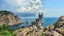 EU extends sanctions against Crimea by one year