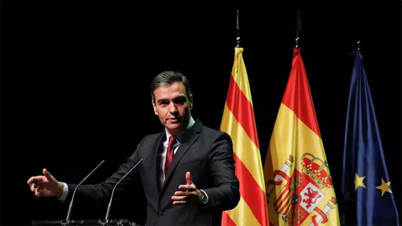Spanish government pardons jailed Catalan separatist leaders