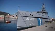 Two Turks arrested for violating Greek maritime space