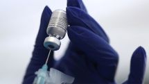 Ученые доказали эффективность смешивания двух прививок от COVID-19