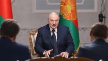 Лукашенко поручил полностью перекрыть границу с Украиной