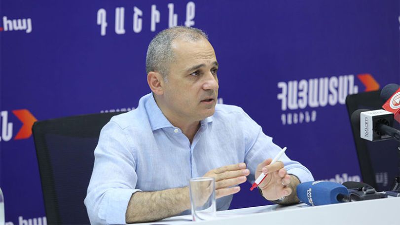 Ваге Акопян: Нагрянули боевики в масках, с автоматами, наверное, перепутали Черное озеро с комбинатом