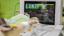 Хирурги в США впервые имплантировали человеку полностью искусственное сердце
