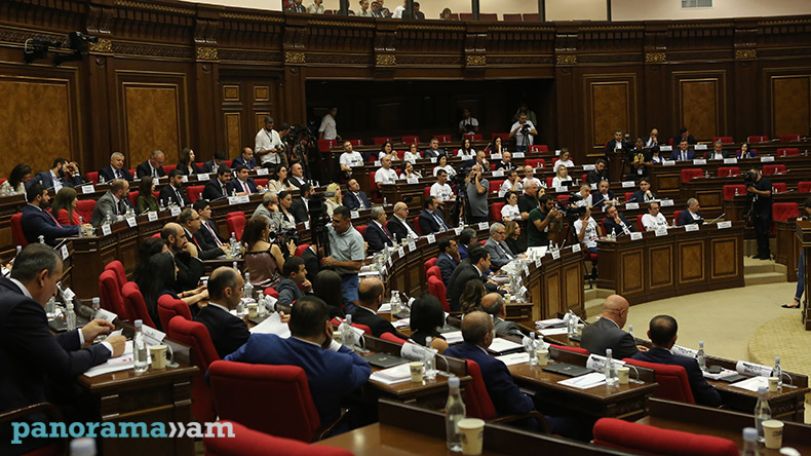 Фракции «Армения» и «Честь имею» оспорят процесс избрания спикера парламента