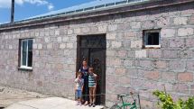 Viva-MTS: Spacious stone house instead of a half-ruined room