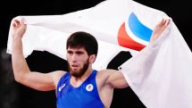 Борец Заур Угуев принес России 16-ю золотую медаль Олимпиады