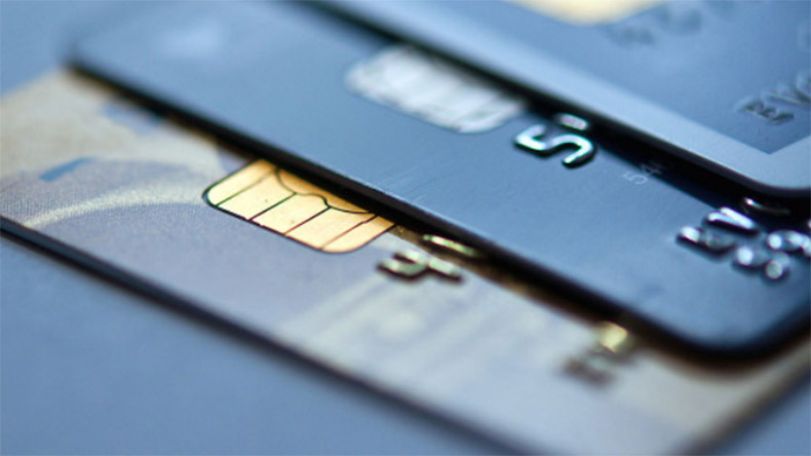 Число выпущенных банками карт увеличилось на 80.342