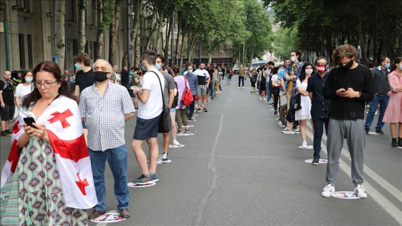 Վրաստանում դիմակ կրելը պարտադիր է դառնում նաև բաց տարածքներում