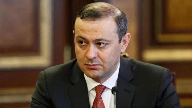 Армен Григорян вернулся на прежнюю должность
