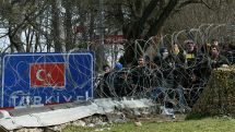 Эрдоган: Турция не намерена превратиться в европейский «склад-накопитель» для мигрантов