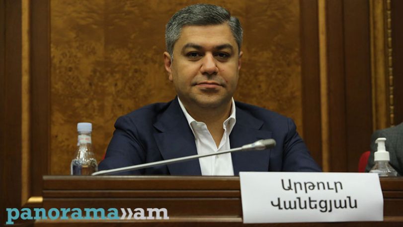Արթուր Վանեցյանը դատի է տվել ՔՊ-ական պատգամավոր դարձած գեներալին
