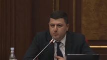 Opposition lawmaker asks Pashinyan whether his government plans to surrender new regions to prevent a war