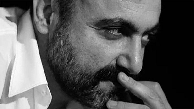 Актер Артур Диланян, сыгравший в «Кухне» и «Ворониных», умер во время спектакля
