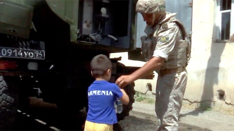 Российские миротворцы обеспечили питьевой водой более 1500  жителей Арцаха