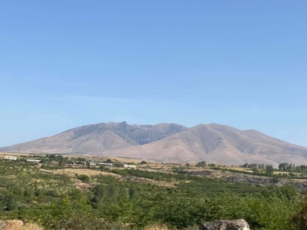 Dutch ambassador to Armenia visits cave church Tsaghkevank in Ara Mountain