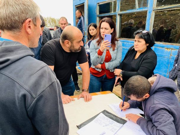 Քարաբերդում հանրային լսումներն անցել են անառողջ մթնոլորտում․ Օլեգ Դուլգարյան