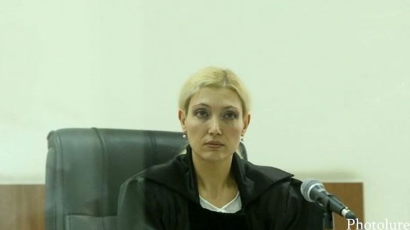 Դանիբեկյանը մեկնել է դասընթացների՝ ձգձգելով Ռոբերտ Քոչարյանին Մոսկվա մեկնելու թույլտվության տրամադրումը