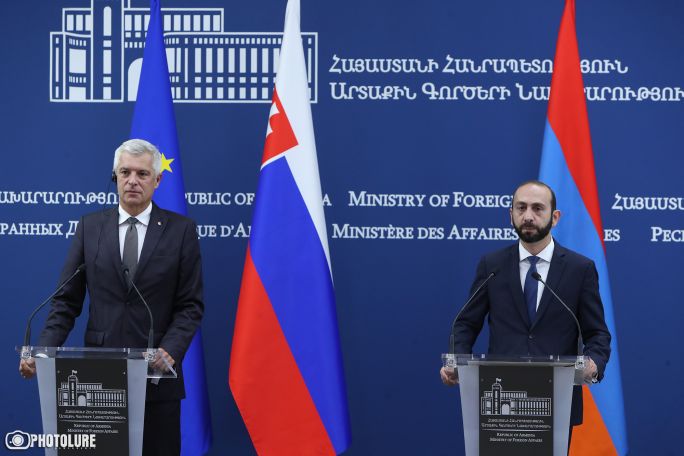 FM Mirzoyan: Efforts needed to deepen relations between Armenia, Slovakia