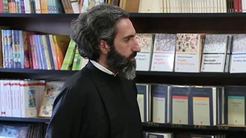 Դրսում կրթվելն առ ոչինչ է, եթե դրանով ուրանում ես քո ինքնությունը, կորցնում ես ազգային դեմքդ. Տ. Ասողիկ աբեղա Կարապետյան