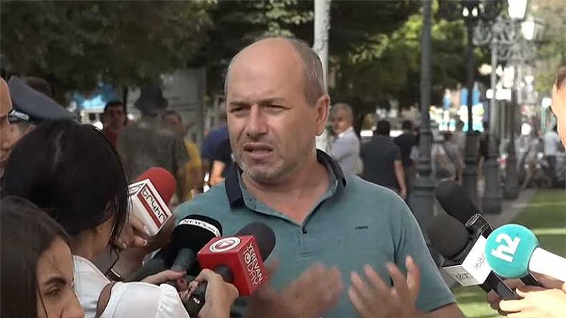 Назарян: Матери многих павших героев собираются вновь произвести на свет детей, именно так и продолжается жизнь, а не глупыми фейерверками