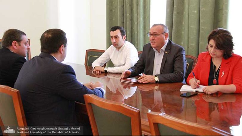 Արթուր Թովմասյան. Գիտական կյանքն  Արցախում  նման է վառված մոմի