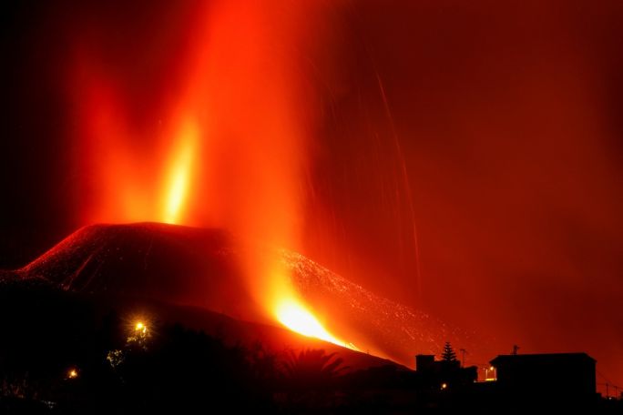 Nine days after eruption, lava from La Palma volcano reaches ocean