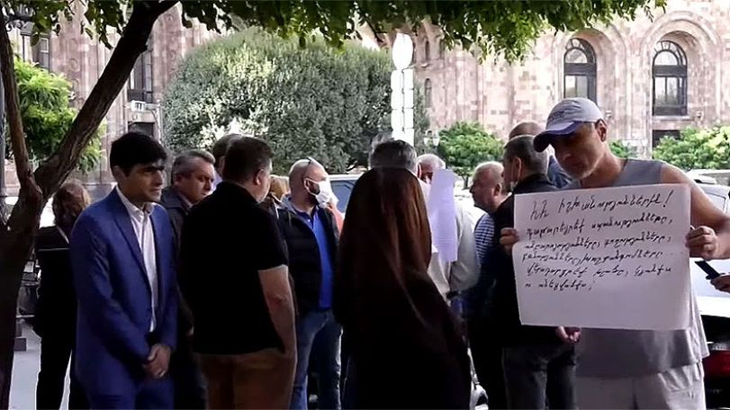 Ակցիա. Անցած ամսիներին 37 մլն դոլարով թալանել են Հայաստանի հպարտ քաղաքացիներին