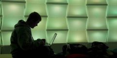 Утечка данных: В сеть слили данные 1.5 млрд учетных записей Facebook