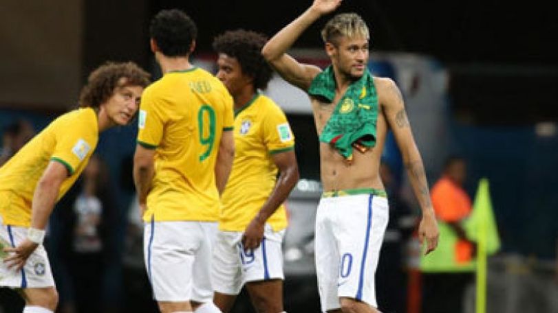 Страсти вокруг ЧМ-2014: FIFA «завела дело» на игрока сборной Бразилии Неймара за рекламу трусов во время матча