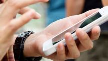 Mobile phones carry owners' bacterial 'fingerprint'
