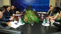 Глава Минздрава Армении Армен Мурадян встретился с послом США Джоном Хефферном