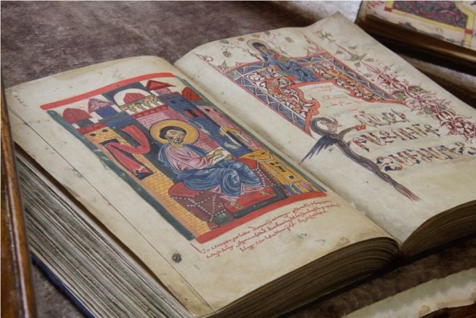 Ս. թարգմանիչ վարդապետների տոնն է