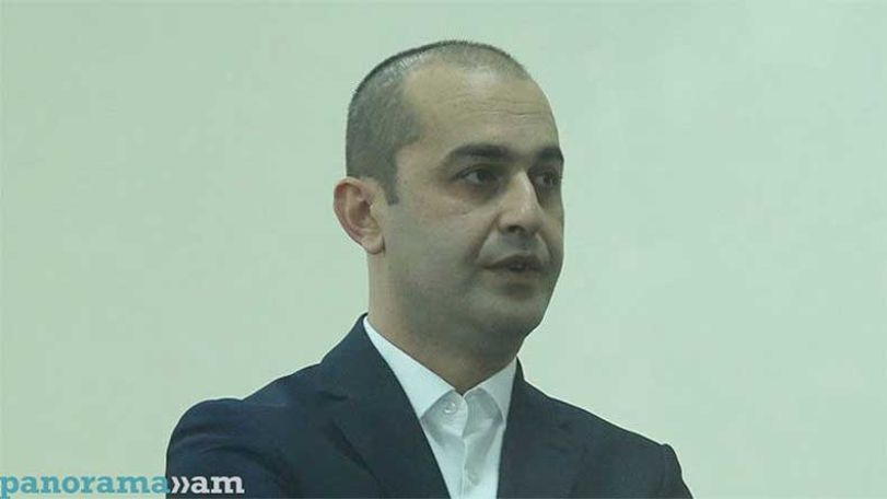До визита в Москву адвокат напомнил, что такое предательство